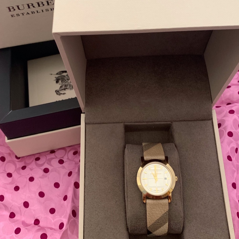 Burberry 26mm Watch